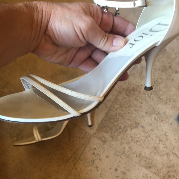 Dior white strap heel with hanging Dior 401/2 - Picture 7 of 8
